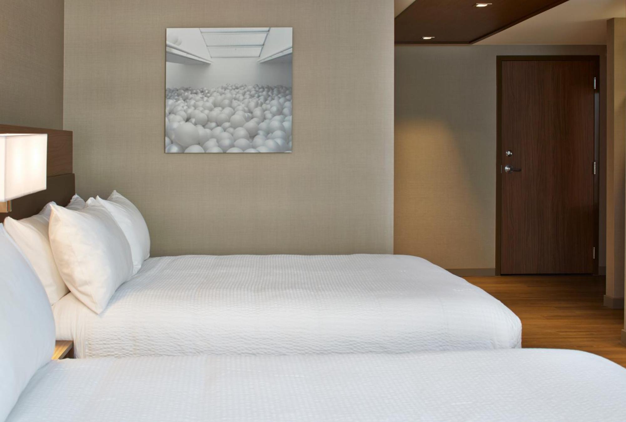 Ac Hotel By Marriott Seattle Bellevue/Downtown Bagian luar foto