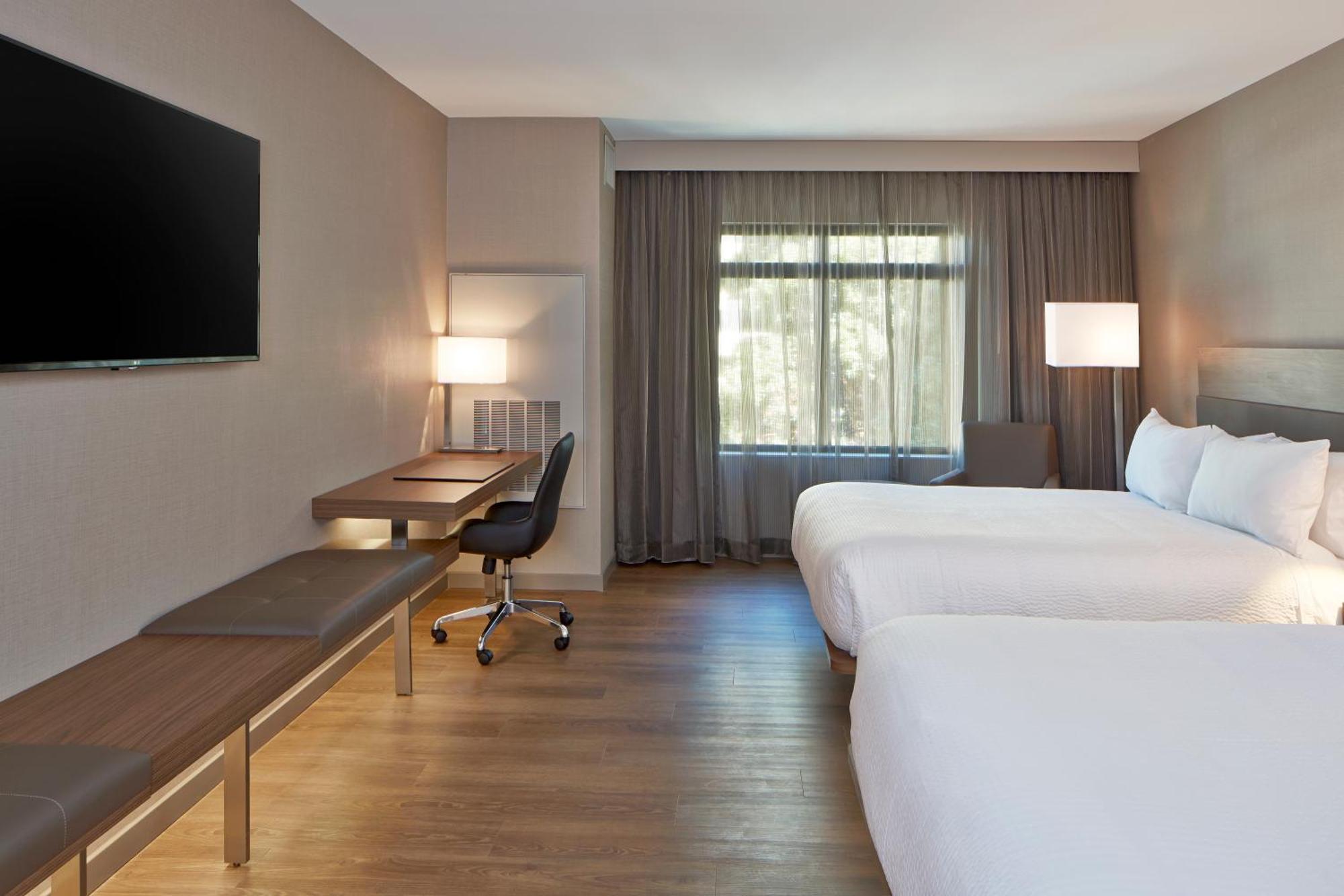 Ac Hotel By Marriott Seattle Bellevue/Downtown Bagian luar foto