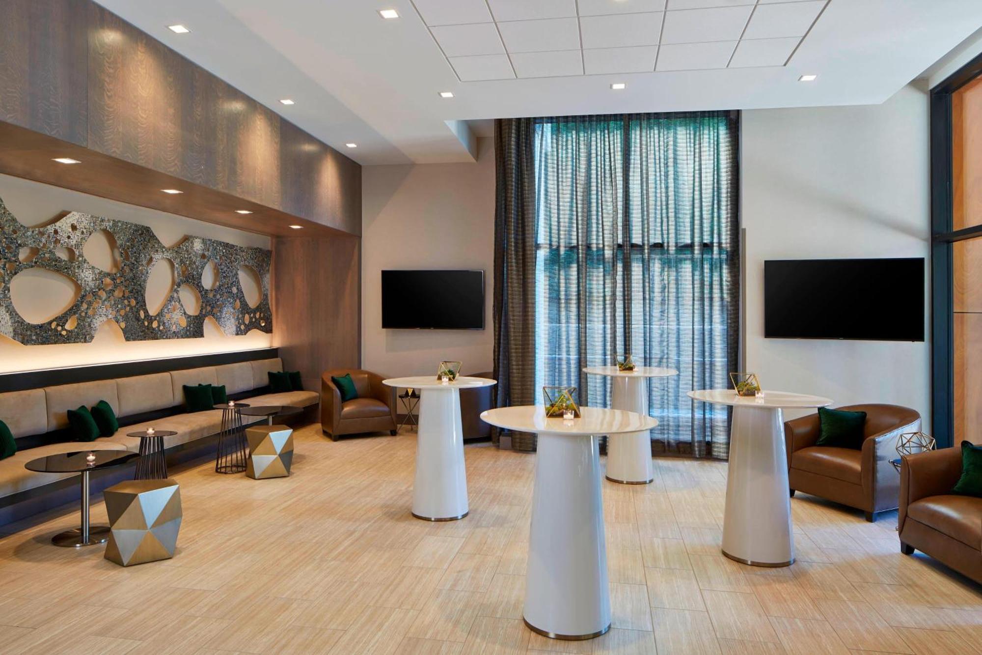 Ac Hotel By Marriott Seattle Bellevue/Downtown Bagian luar foto