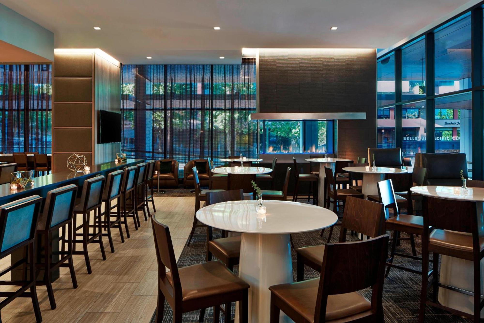 Ac Hotel By Marriott Seattle Bellevue/Downtown Bagian luar foto