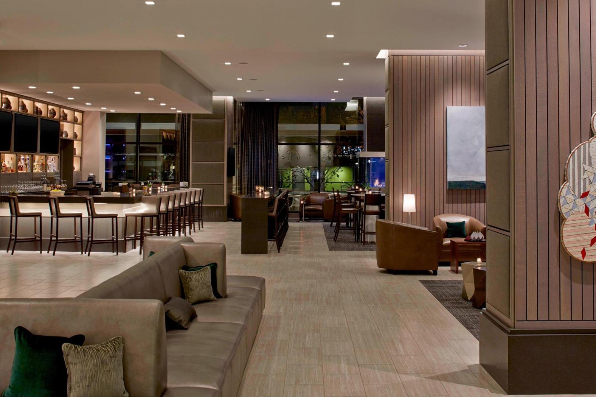 Ac Hotel By Marriott Seattle Bellevue/Downtown Bagian luar foto