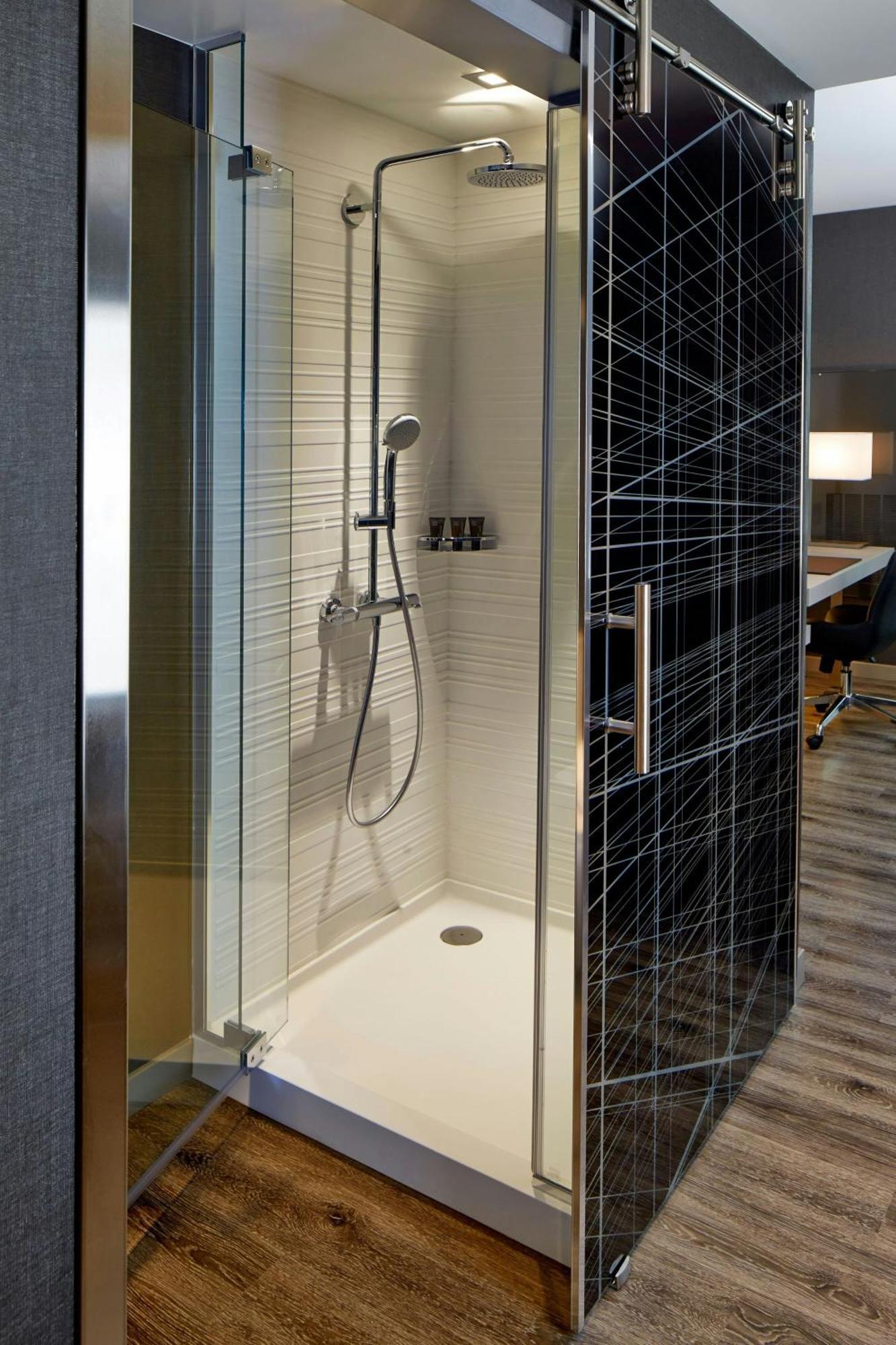 Ac Hotel By Marriott Seattle Bellevue/Downtown Bagian luar foto