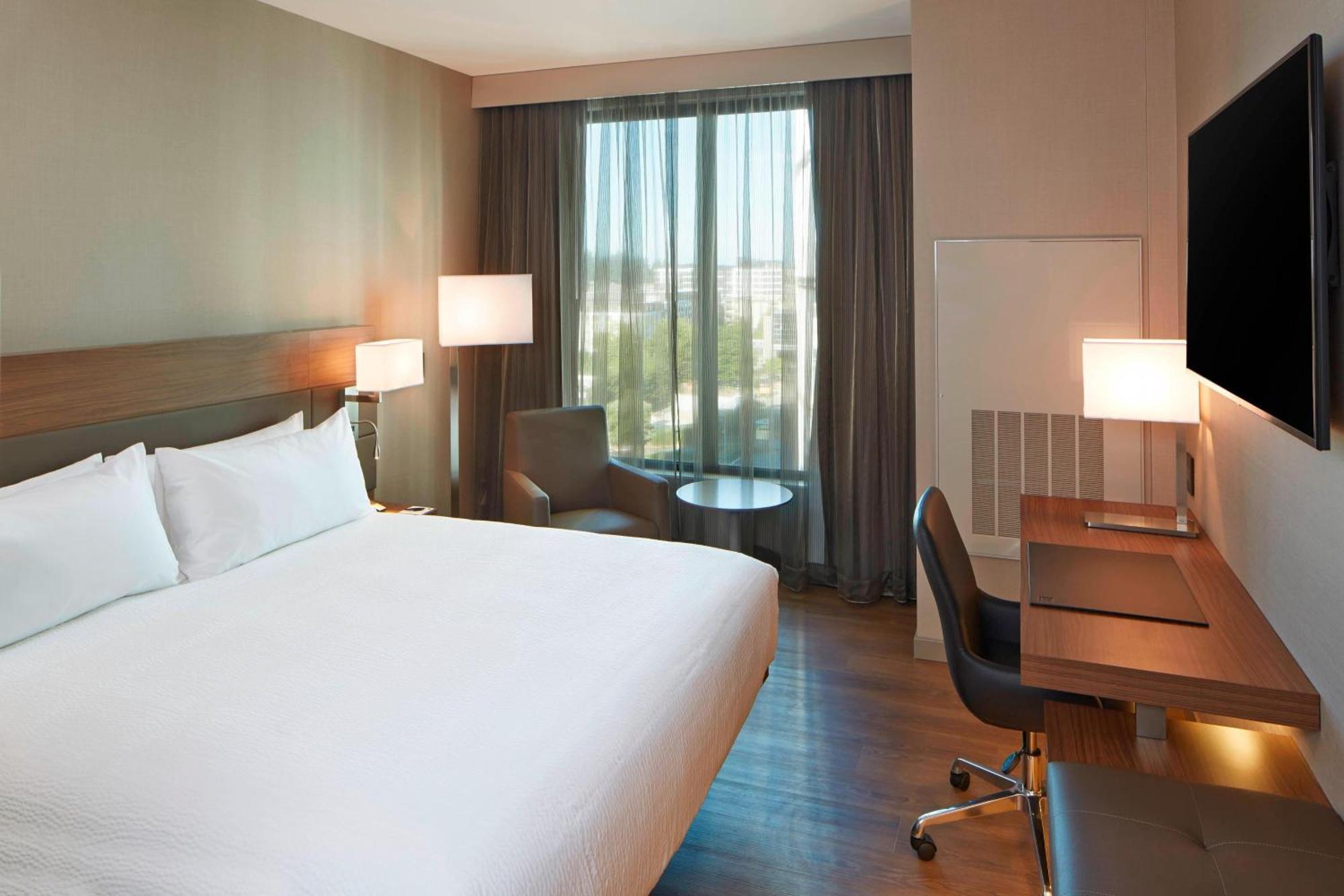Ac Hotel By Marriott Seattle Bellevue/Downtown Bagian luar foto